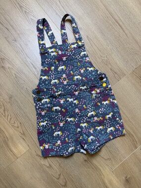 365Kids Garanimals girl’s shortall size 7